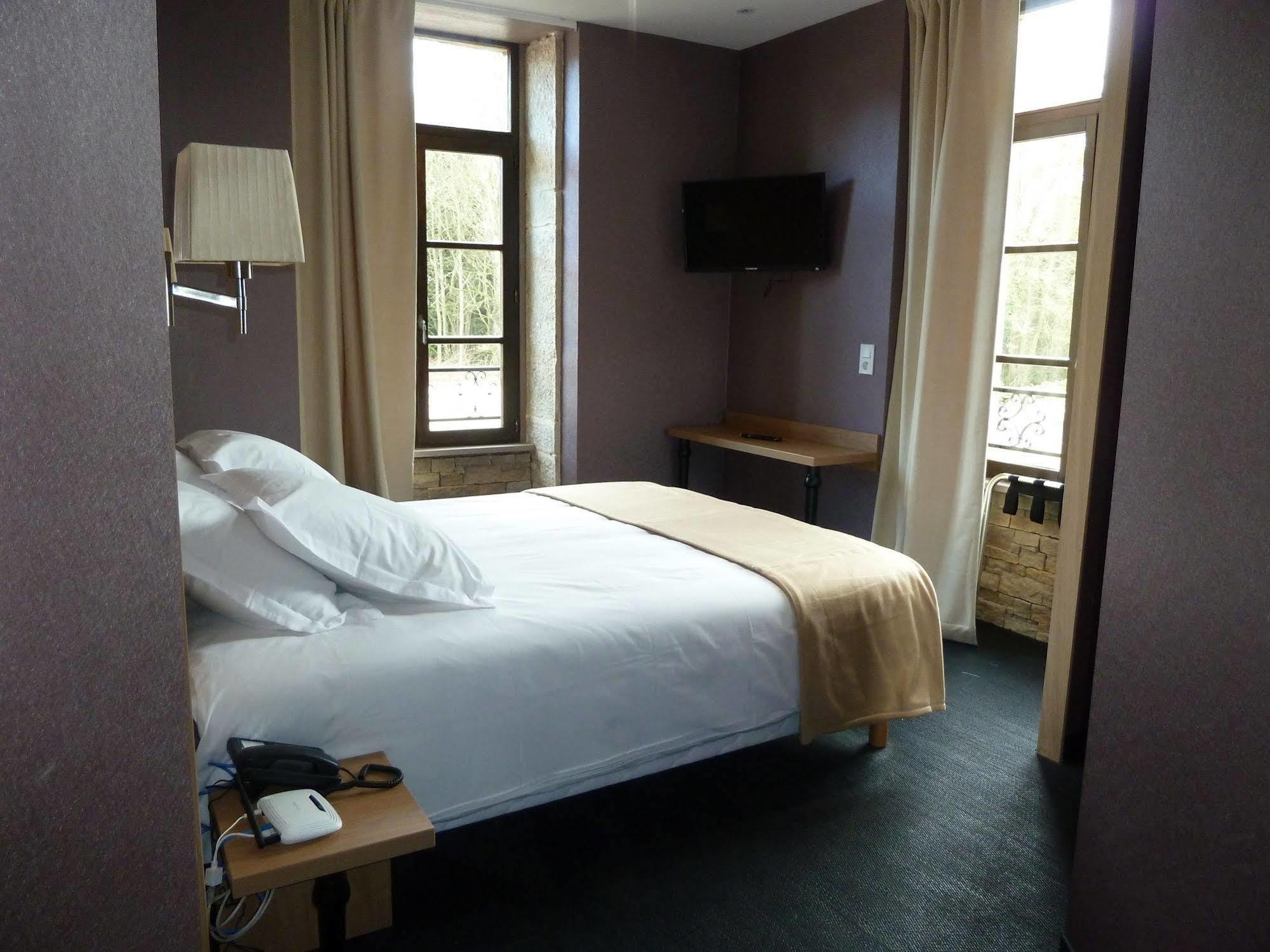 Logis L'Hotel D'Arc アルク・シュル・ティユ エクステリア 写真