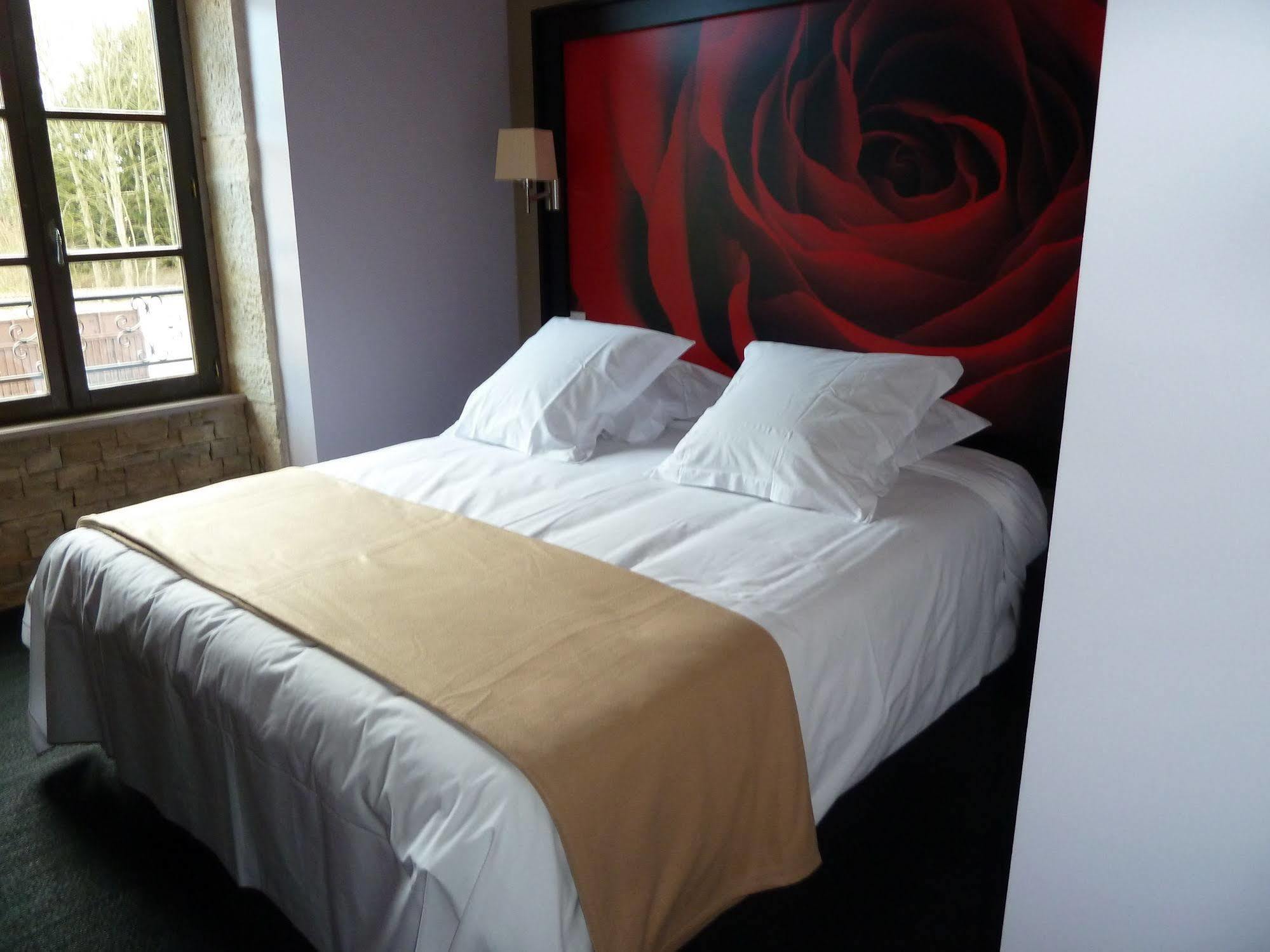 Logis L'Hotel D'Arc アルク・シュル・ティユ エクステリア 写真