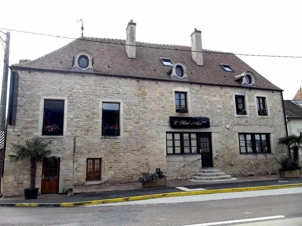 Logis L'Hotel D'Arc アルク・シュル・ティユ エクステリア 写真